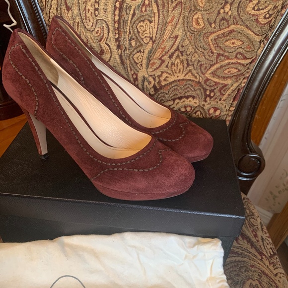 Prada  shoes - Picture 8 of 12